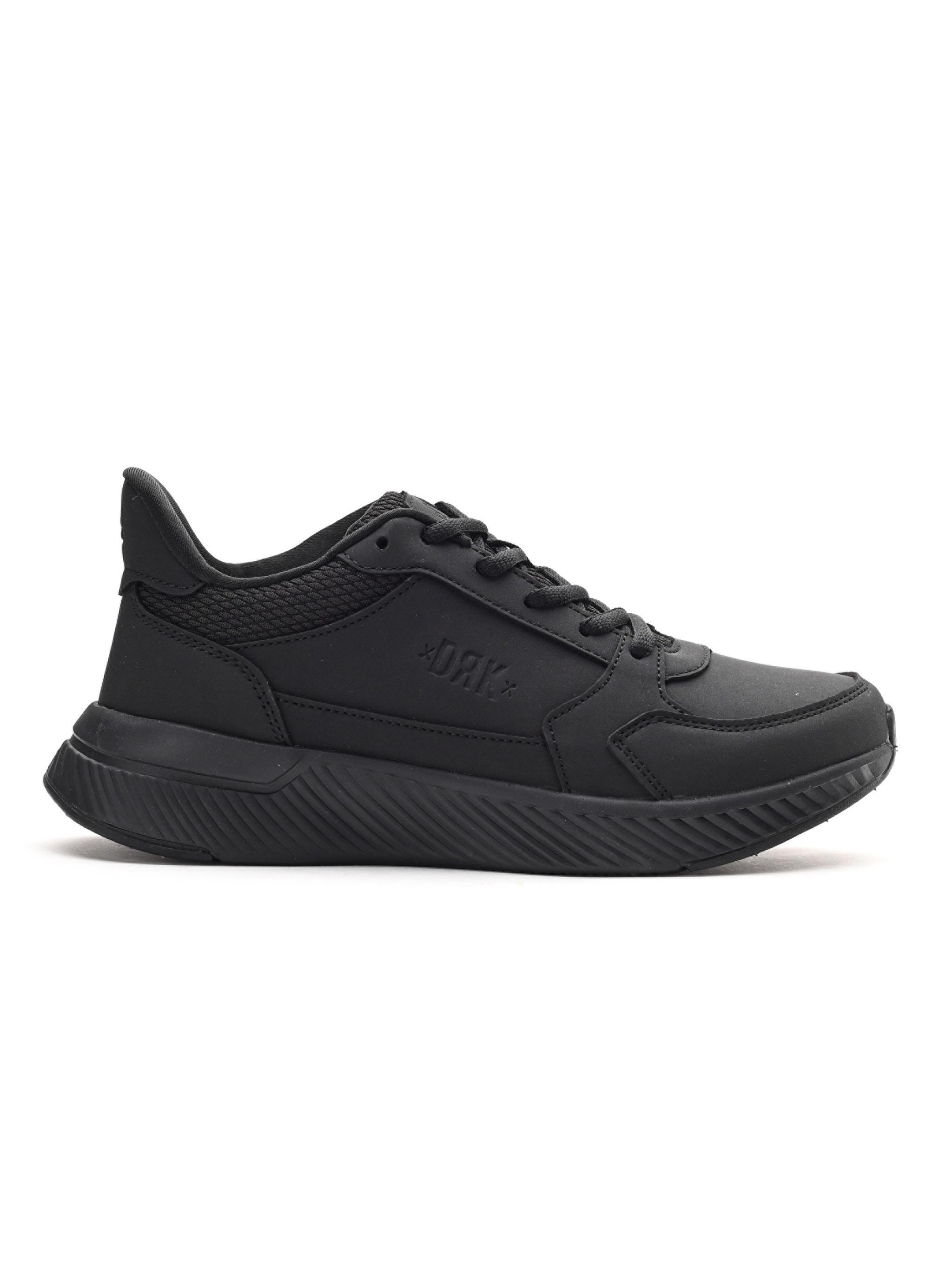 Fekete (0002)