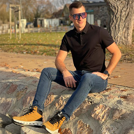 Kővári Viktor